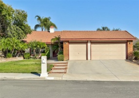 11584 Spyglass Cr, Moreno Valley, California 92557, 4 Bedrooms Bedrooms, ,2 BathroomsBathrooms,Home,Sold,Spyglass Cr,1224